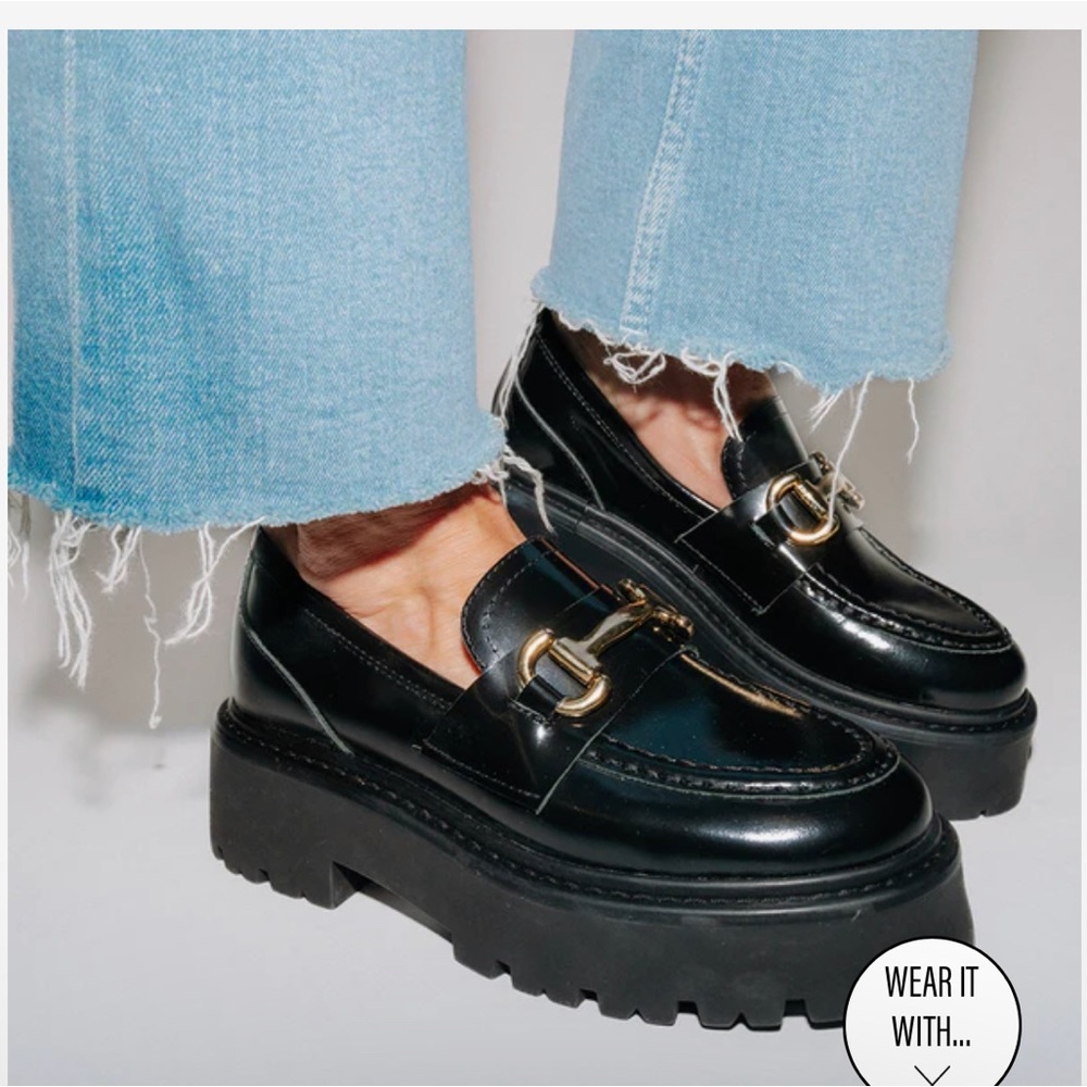 STEVE MADDEN ROUX BLACK LEATHER LOAFERS W6.5